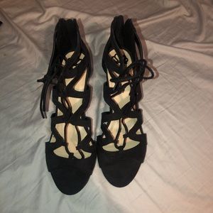 Black discontinued Fergie Heels